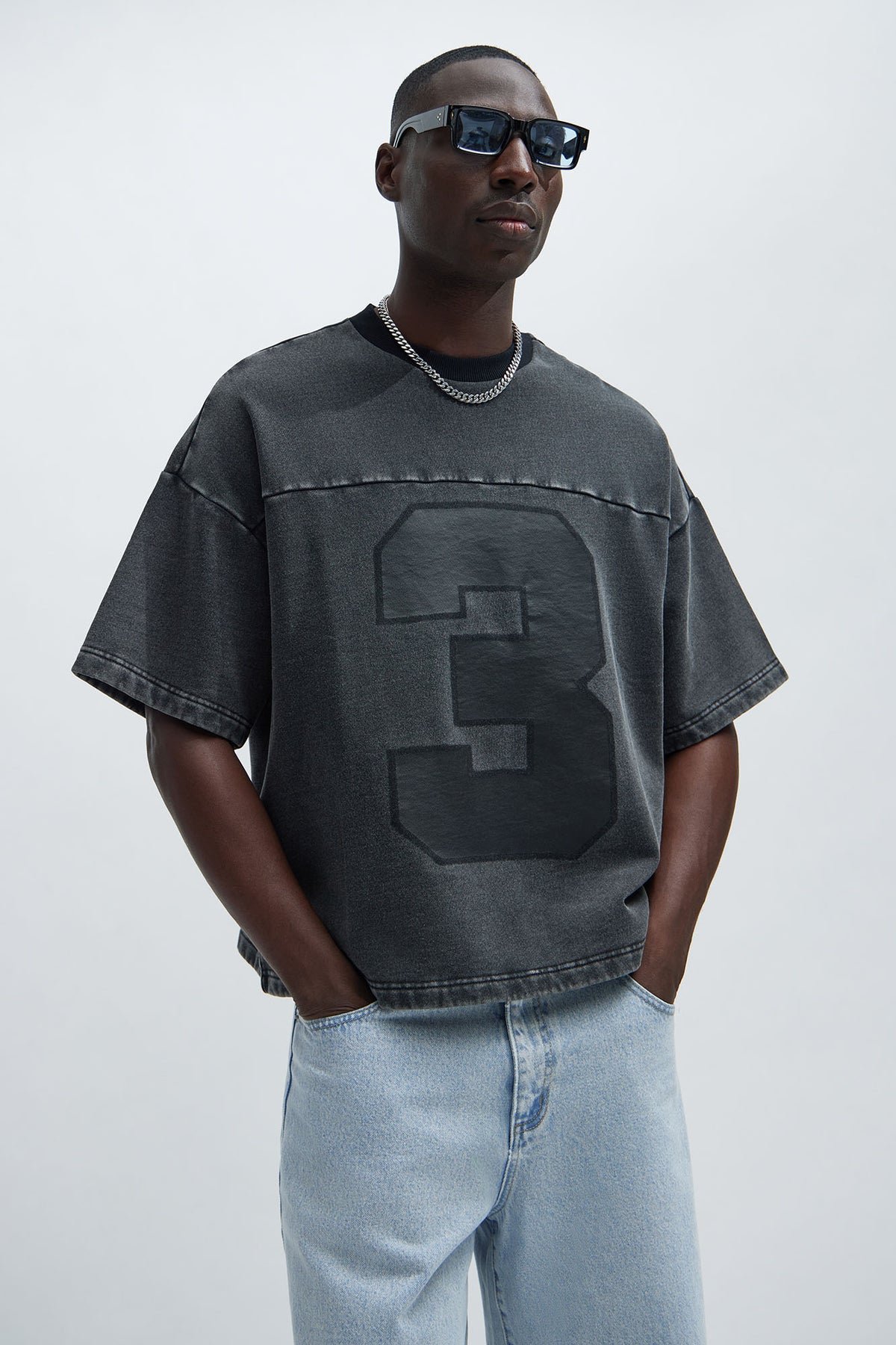 Kyle Oversized Tee - Black Wash 1